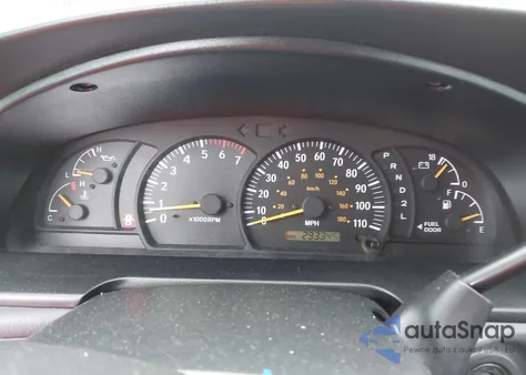 2004 Toyota Tundra Sr5 V8 z USA, uszkodzony, nr VIN 5TBDT44124S439652